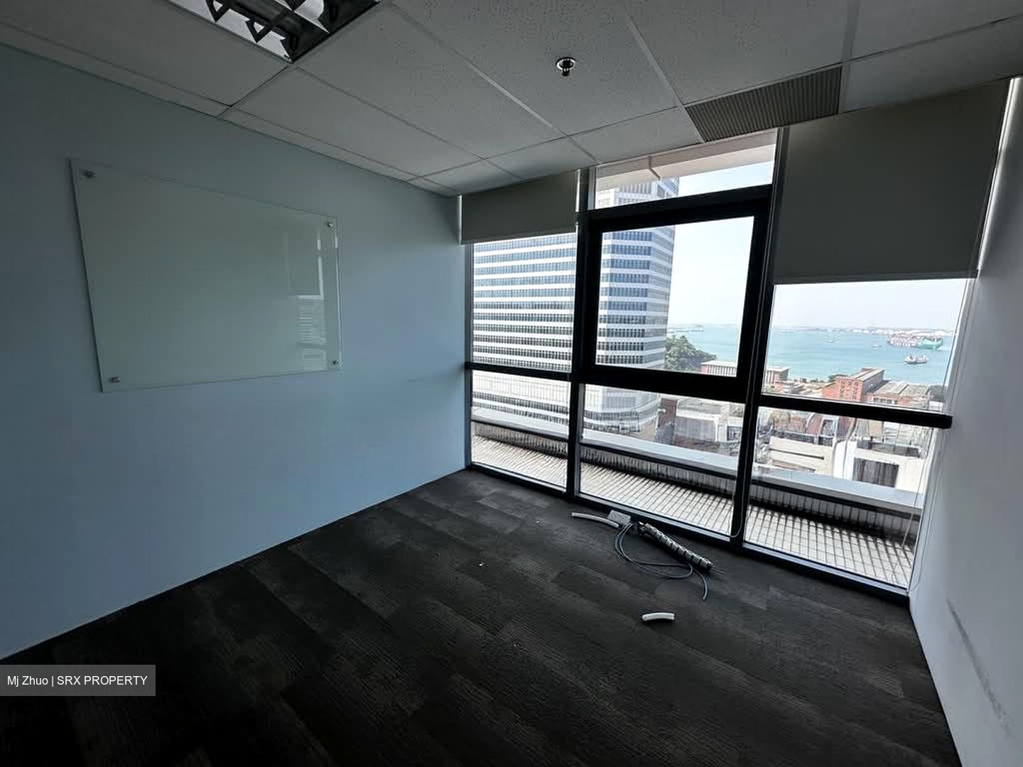 Fragrance Empire Building (D5), Office #582806561